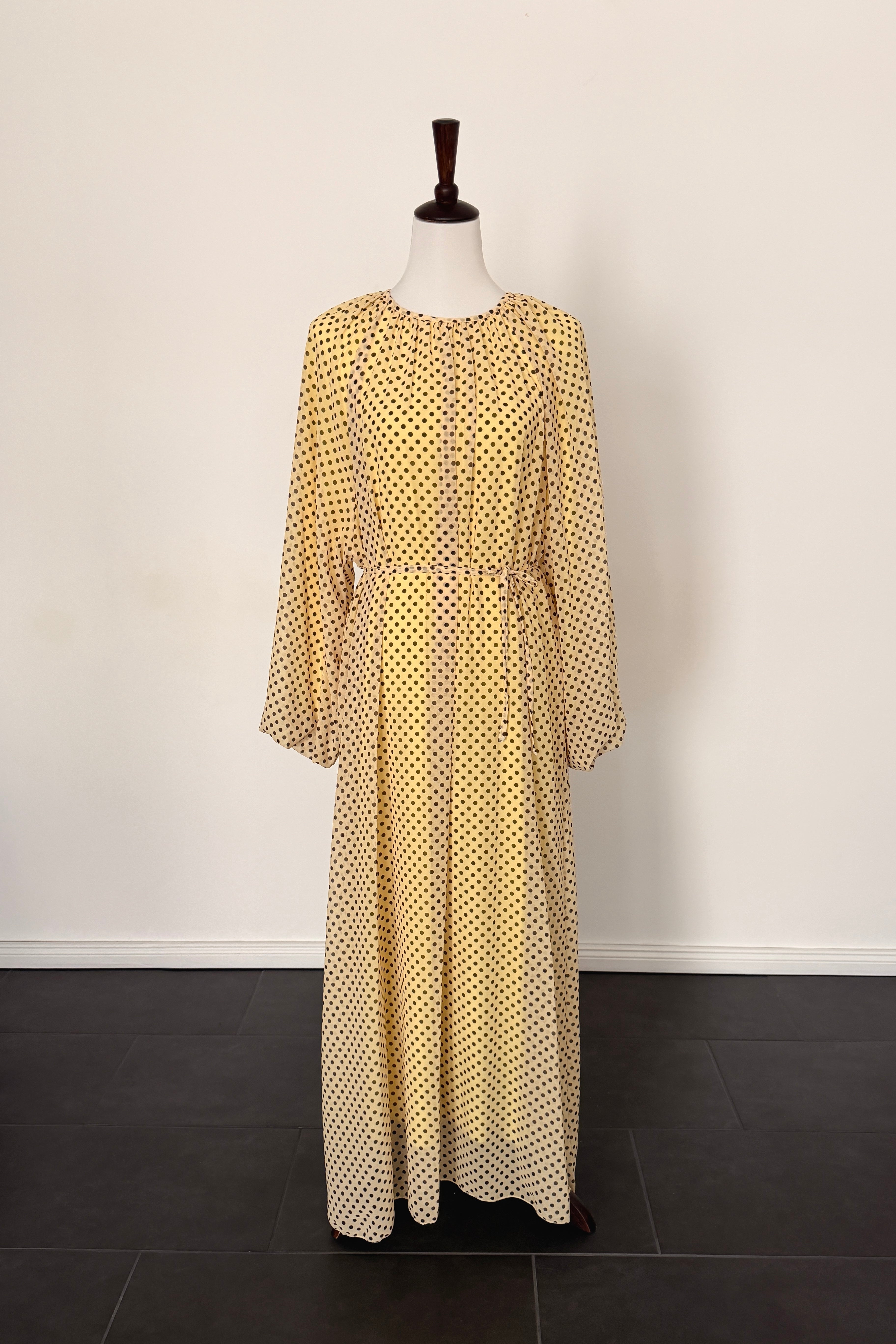Dotted Kleid mit Bindegürtel
