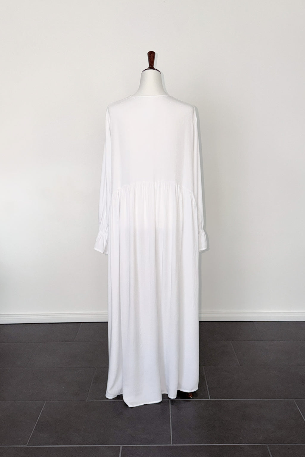 Abaya mit Reißverschluss