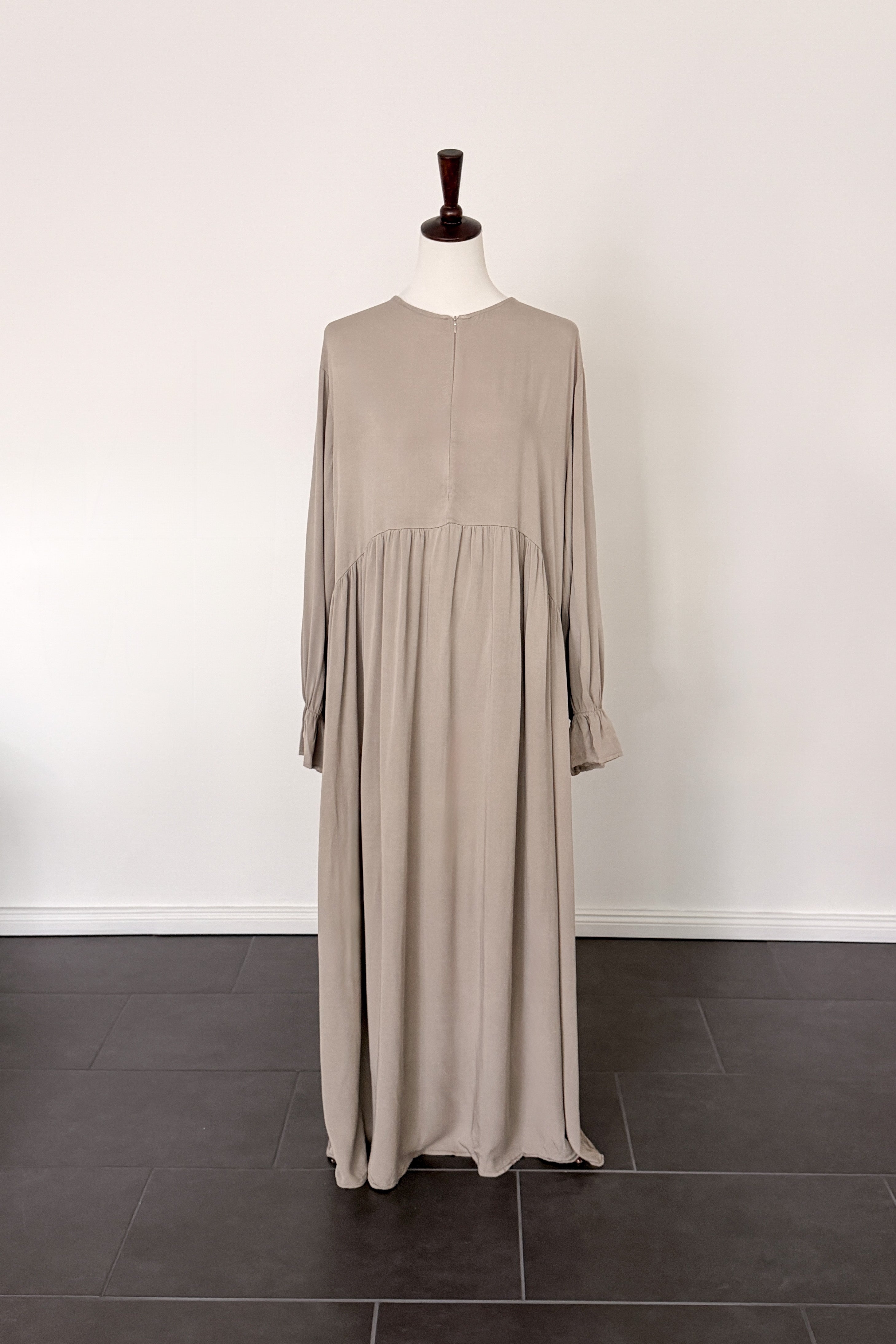 Abaya mit Reißverschluss