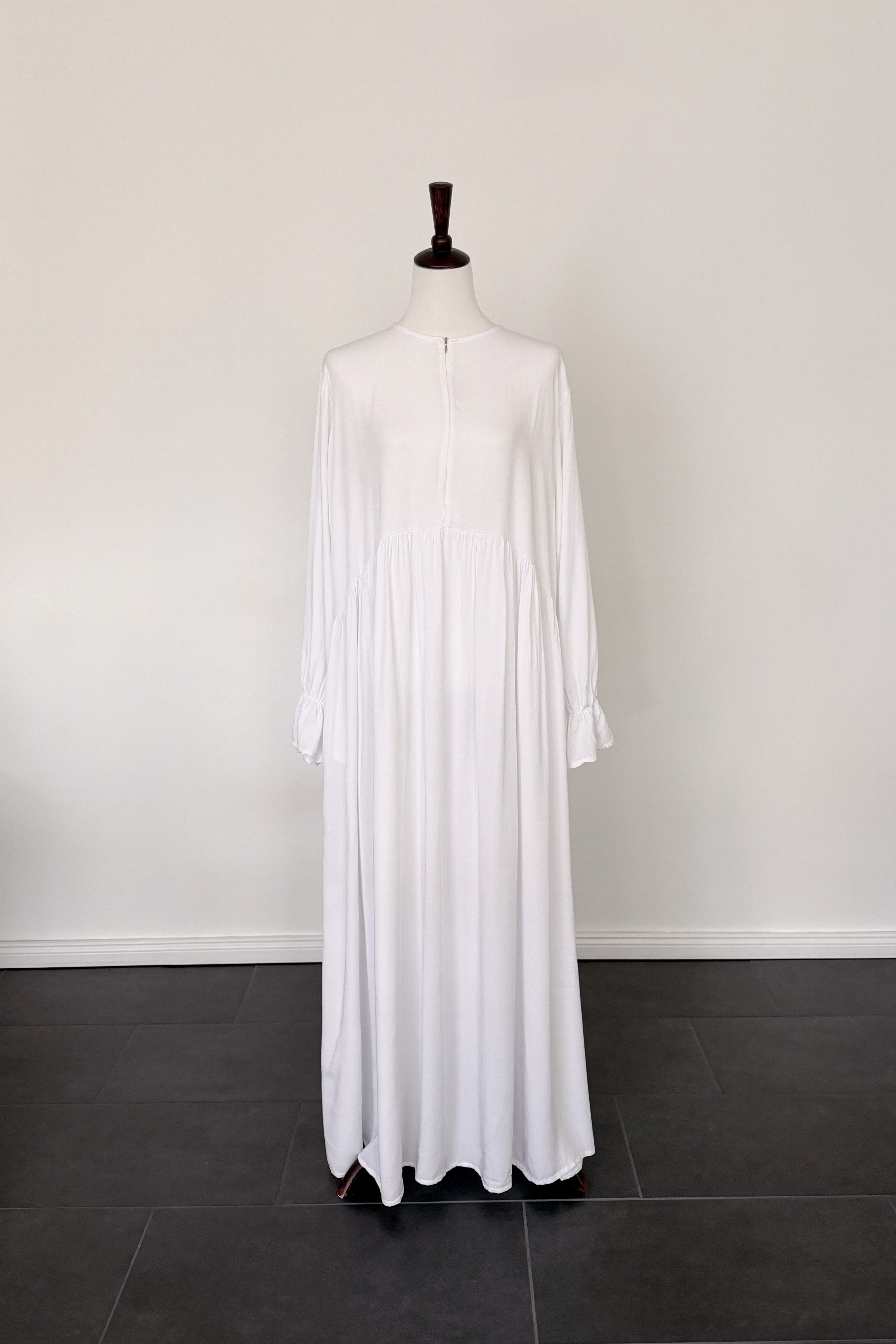 Abaya mit Reißverschluss
