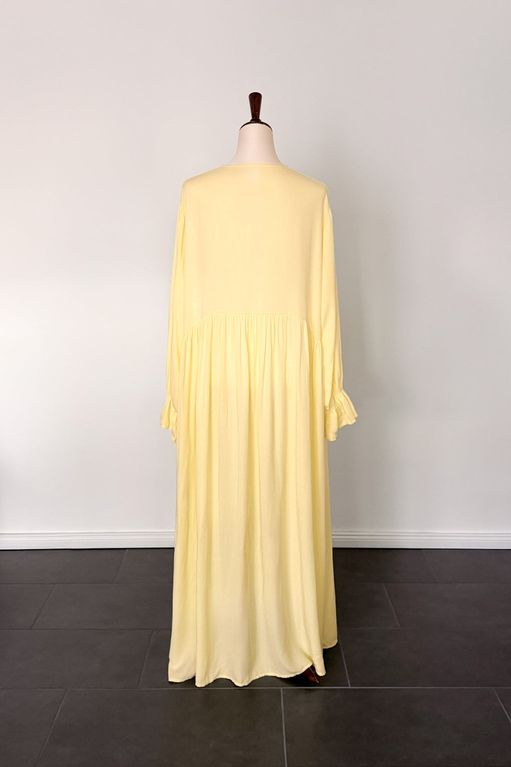 Abaya mit Reißverschluss