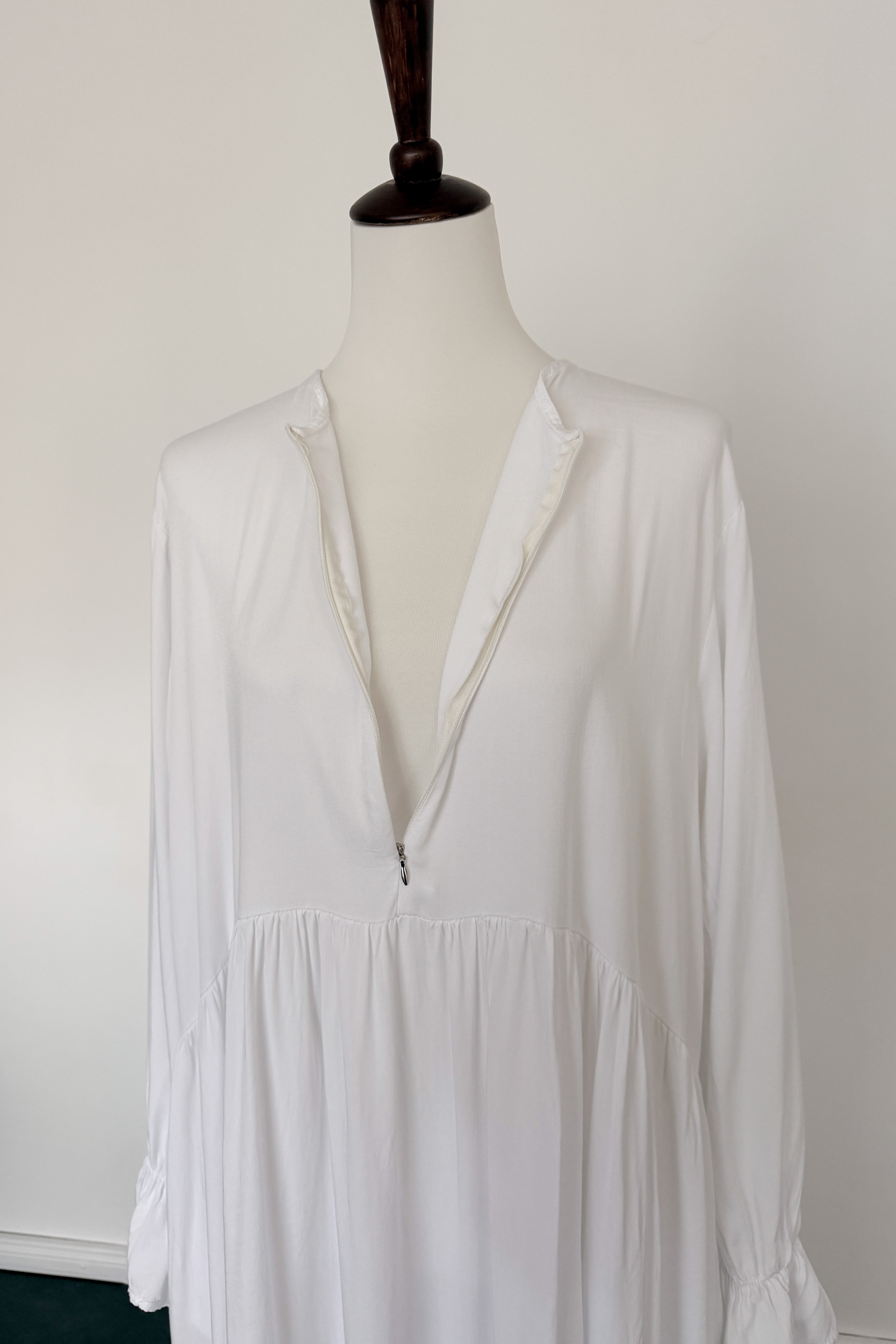 Abaya mit Reißverschluss