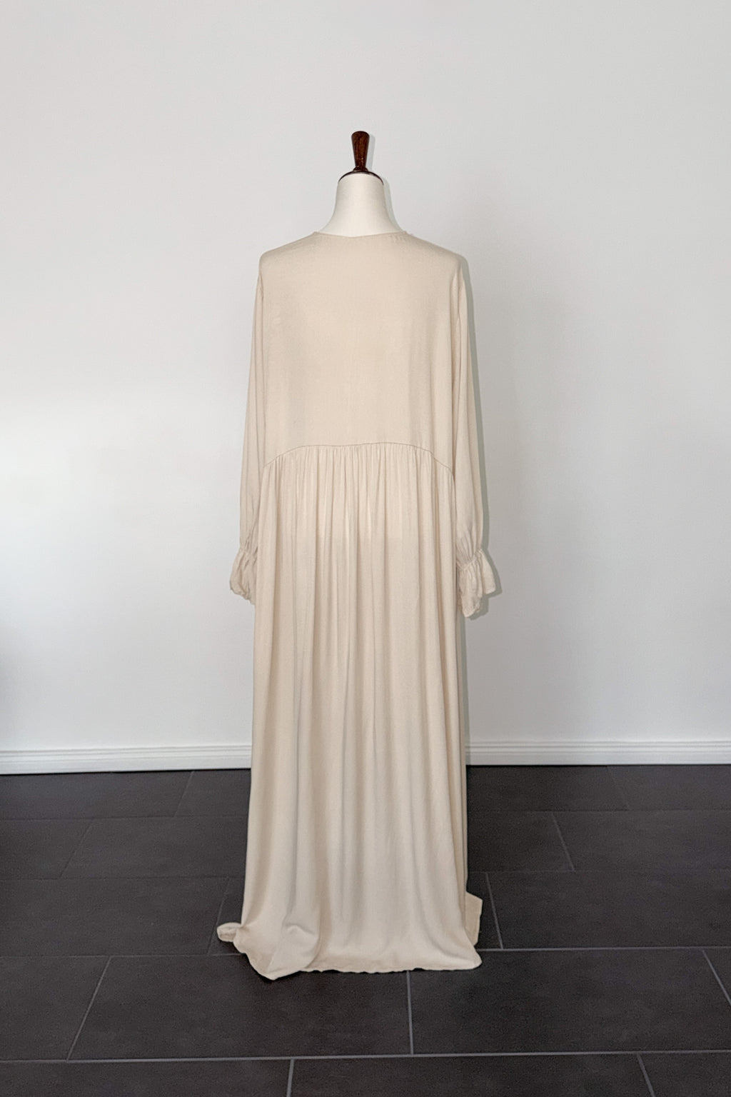 Abaya mit Reißverschluss