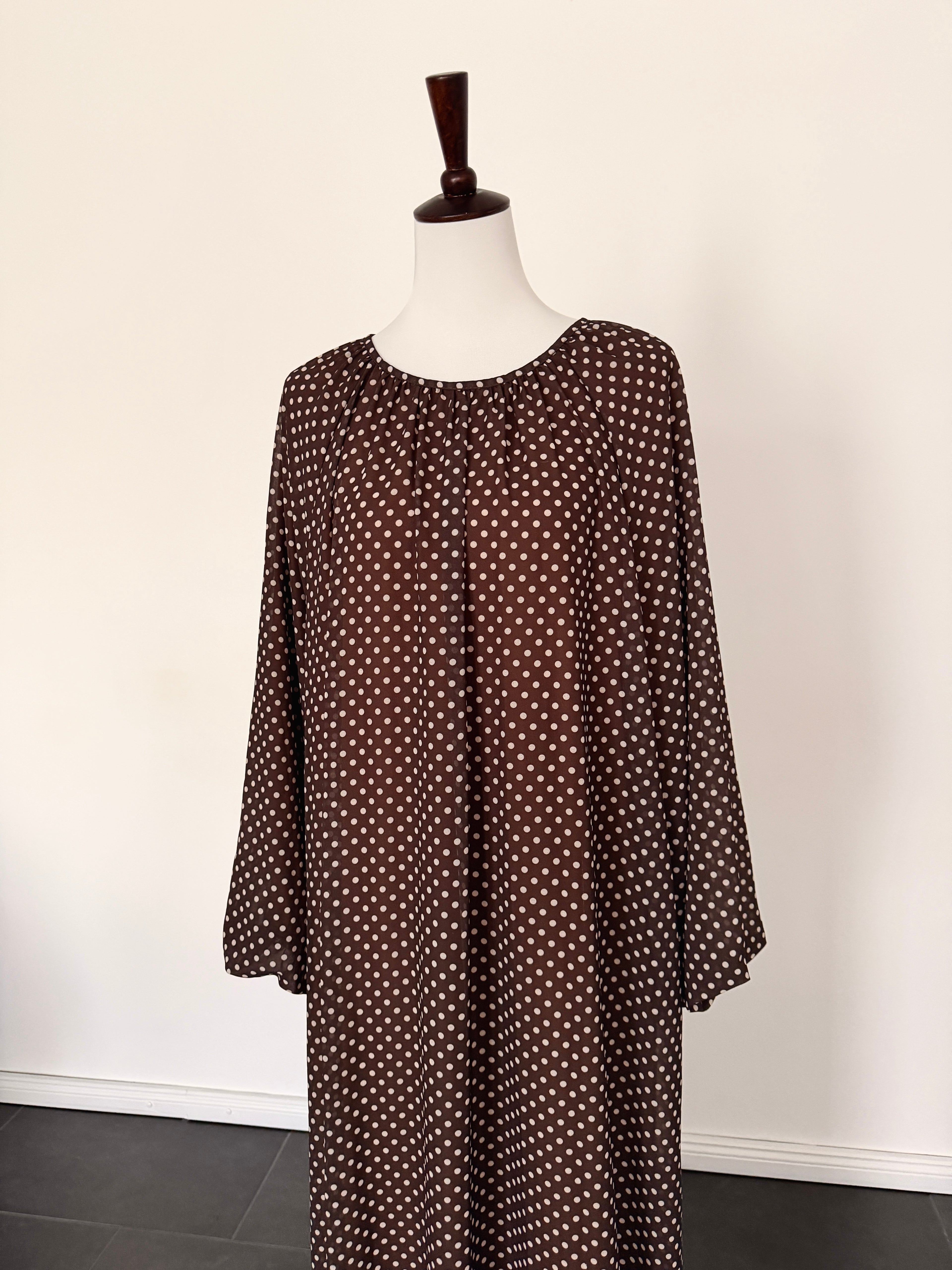 Dotted Kleid mit Bindegürtel