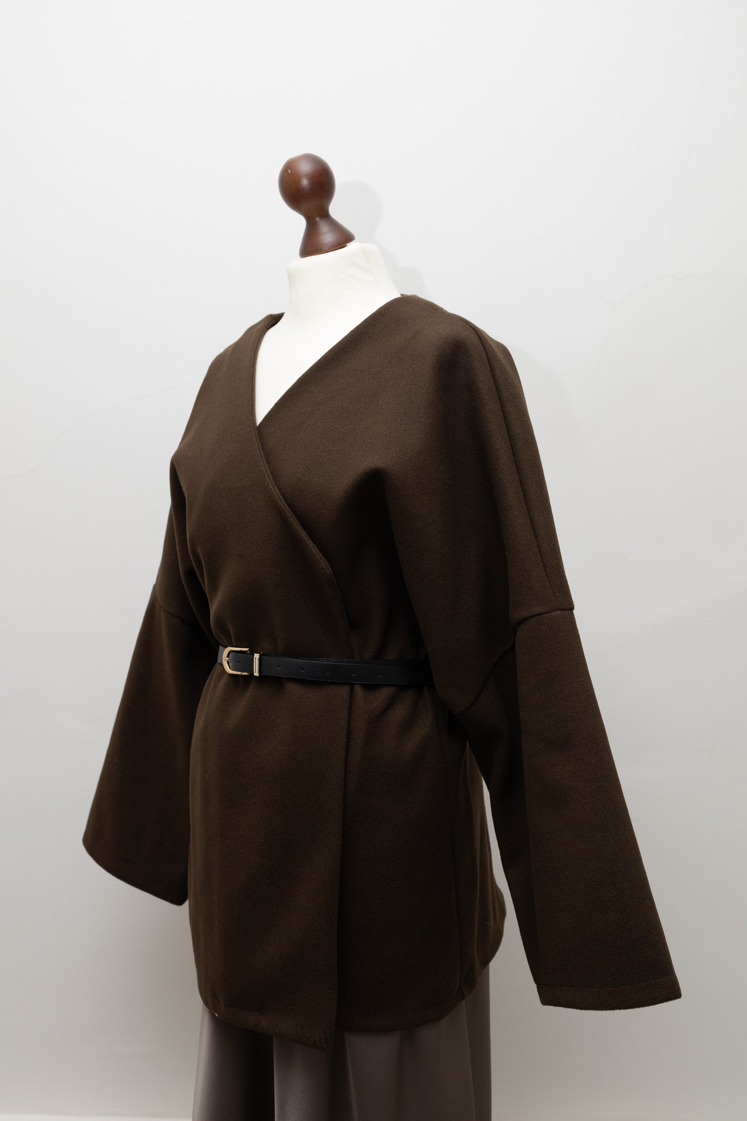 Mira Jacke mit Gürtel