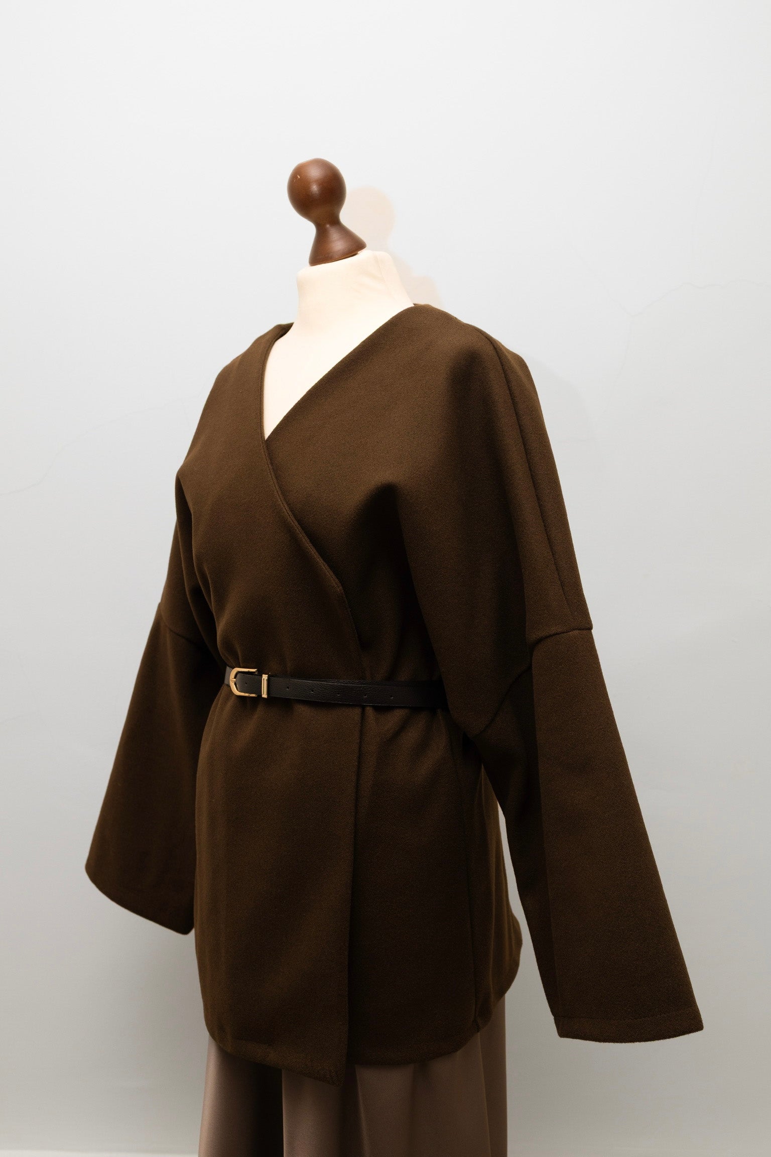 Mira Jacke mit Gürtel