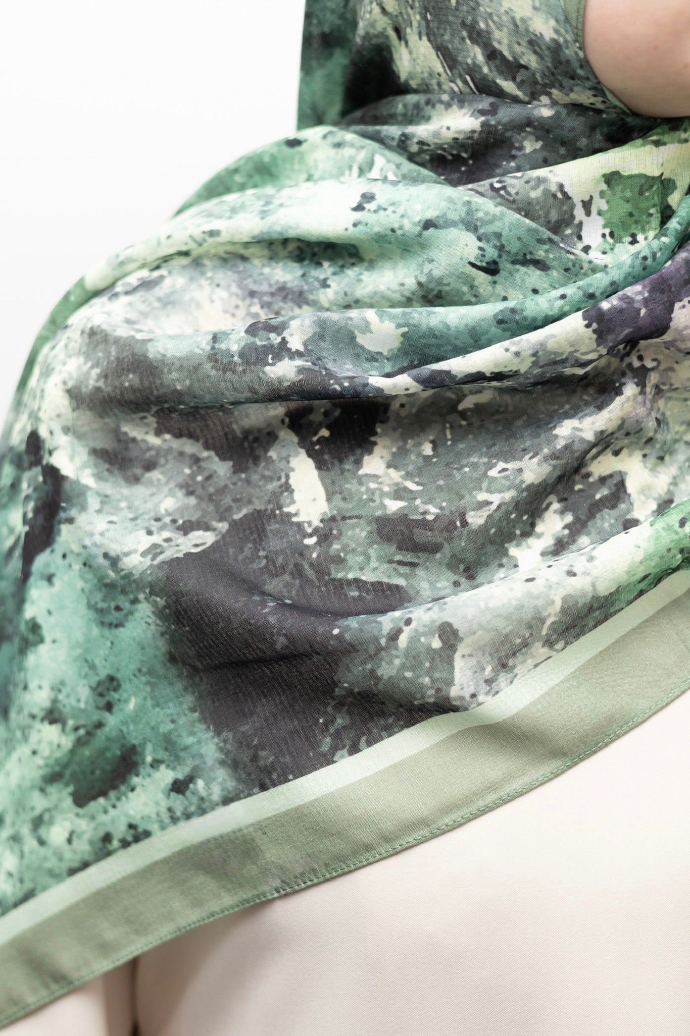 Printed Hijab Aura