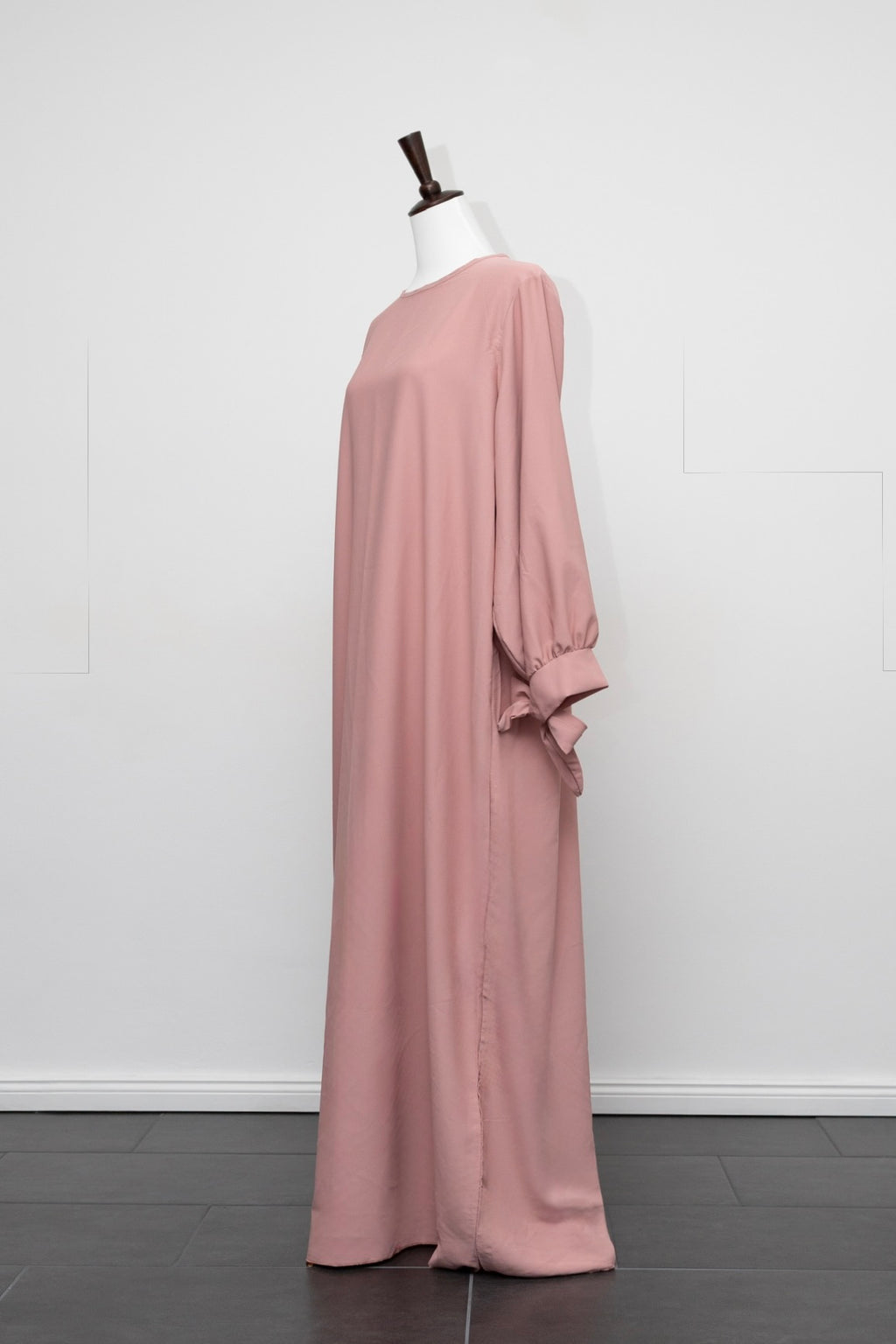 Abaya mit Ballonärmeln und Schleife