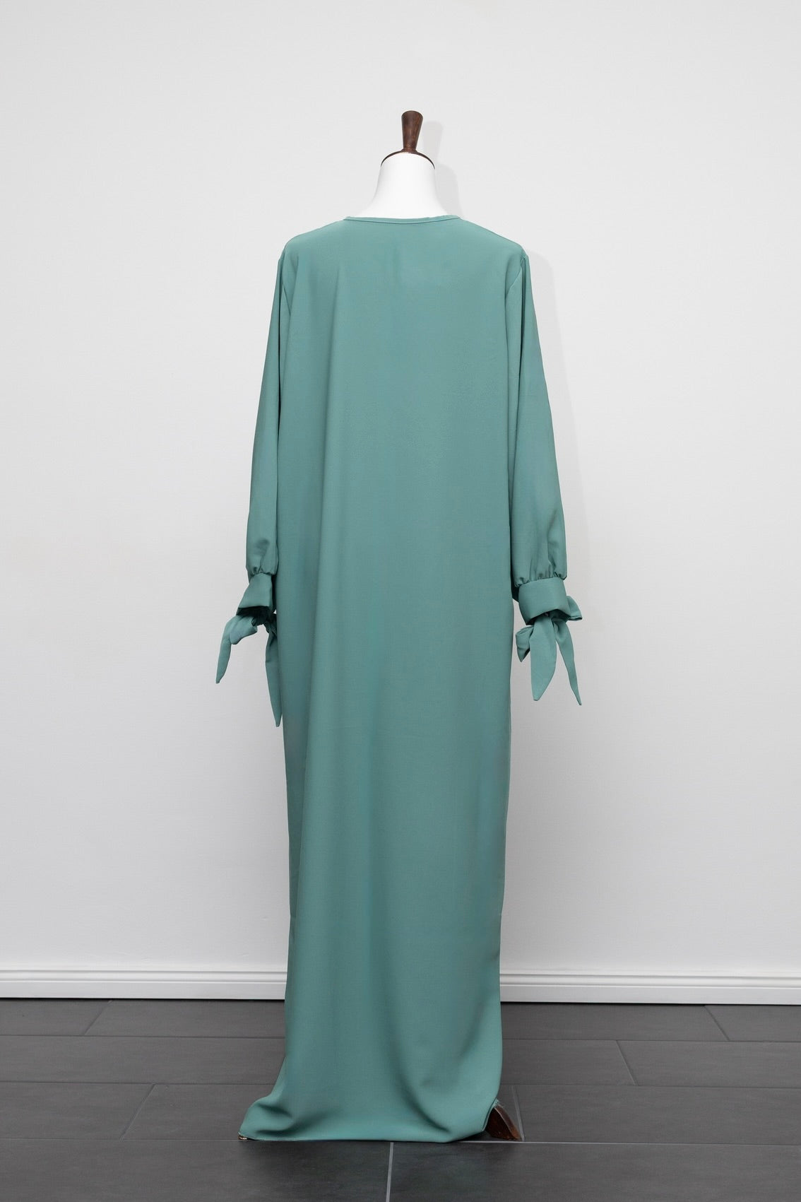 Abaya mit Ballonärmeln und Schleife